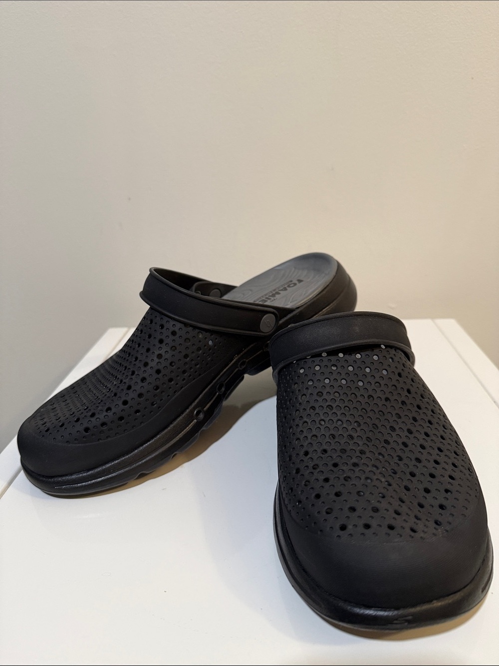 Skechers Men's Foamies GoWalk 5 Astonised Clog Sandals with Strap